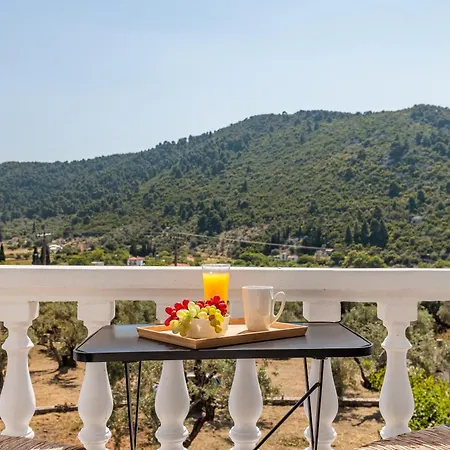 Kanaris Guest house *
