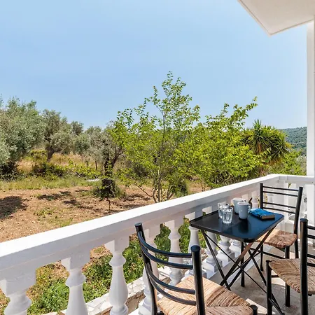 Kanaris Guest house