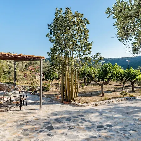 بيت ضيافة Kanaris