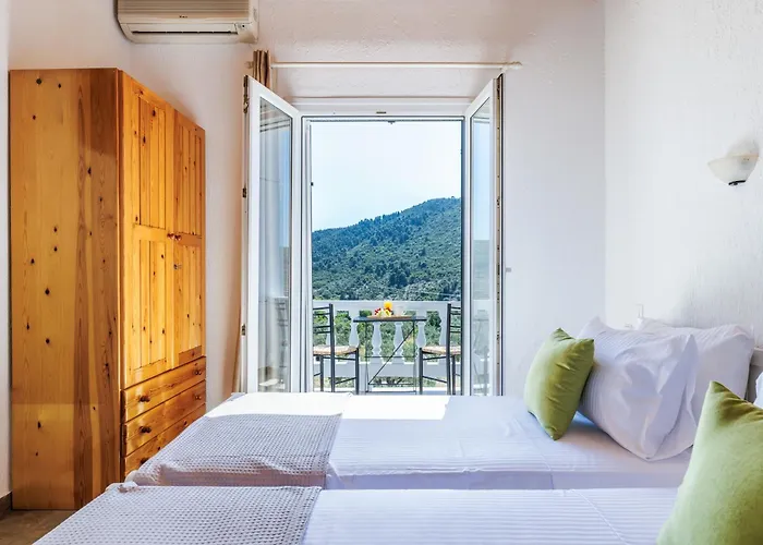 Kanaris Skopelos Town